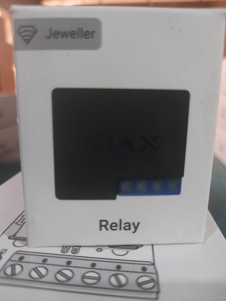 Ajax Relay EU контролер дистанційного керування